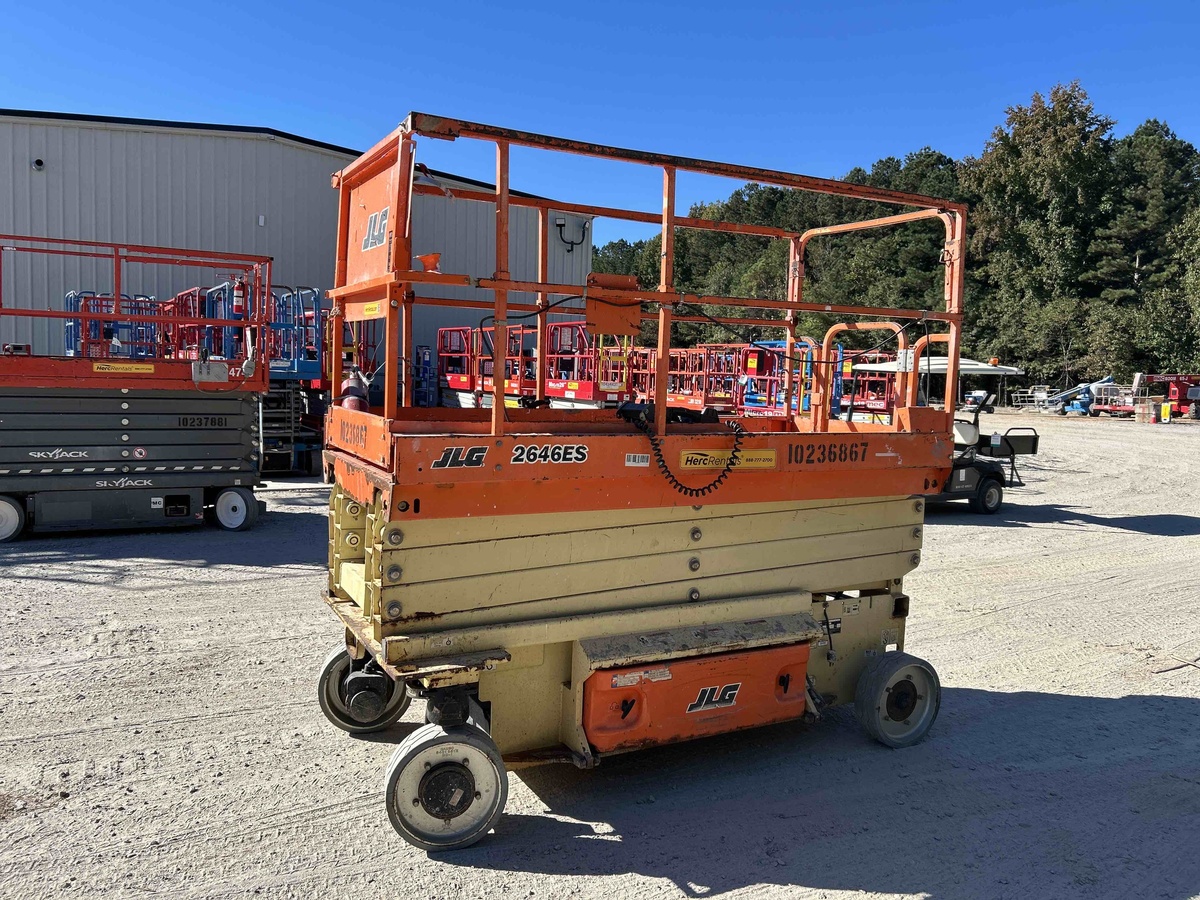 2018 JLG 2646ES
