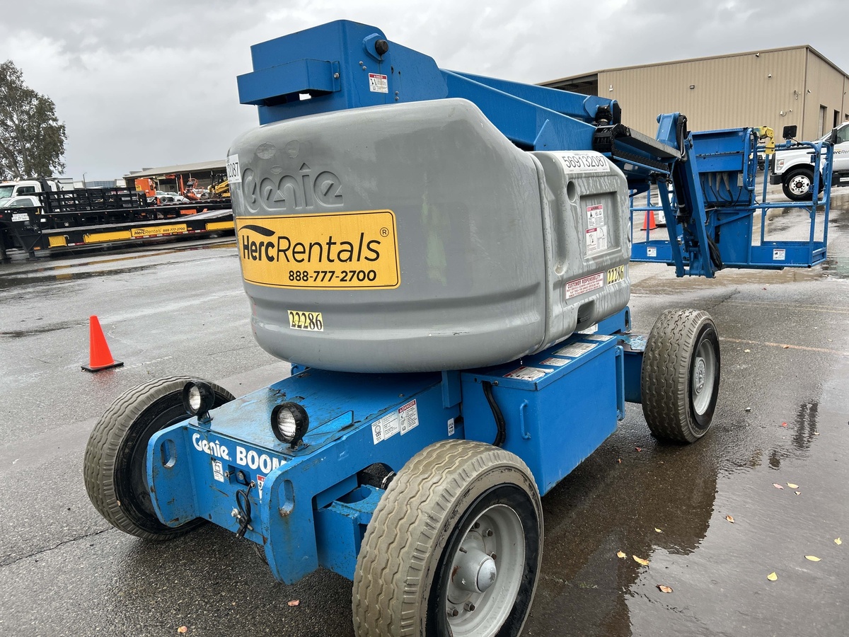 2017 Genie Z-45/25-9
