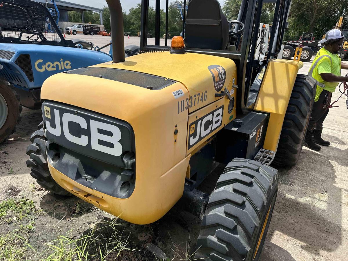 2021 JCB 930-4-4