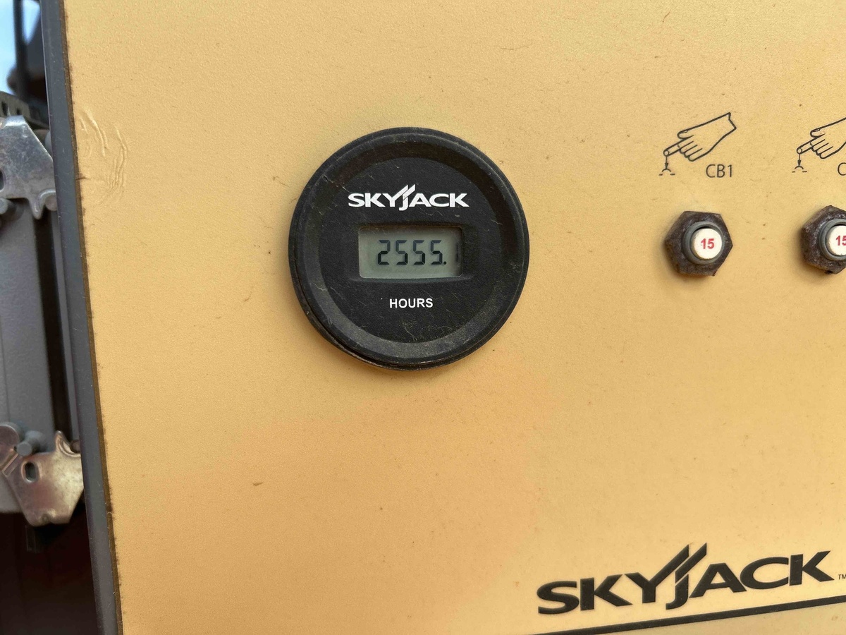 2017 Skyjack SJ40 T-8