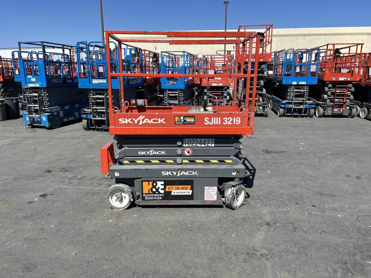 2017 Skyjack SJ3219