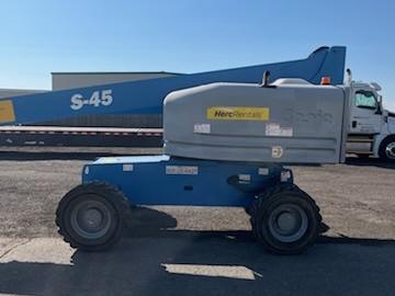 2019 Genie S-45
