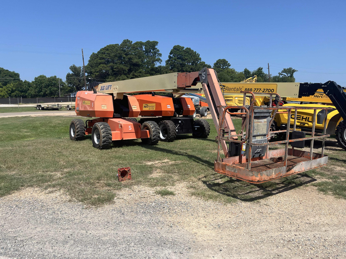 2005 JLG 660SJ