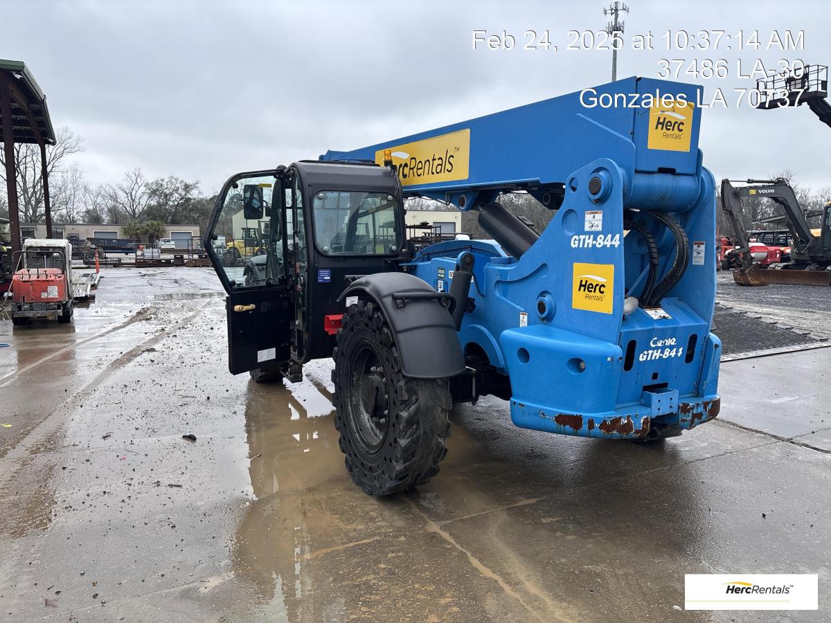 2018 Genie GTH 844