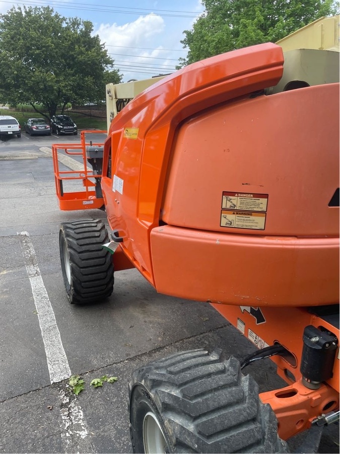 2017 JLG 450AJ-2