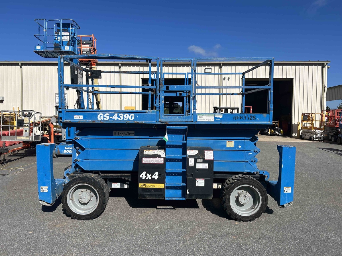 2016 Genie GS-4390 RT-3
