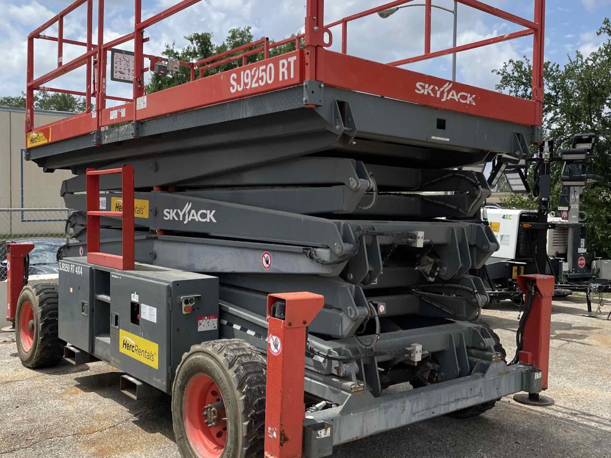 2018 Skyjack SJ9250 RT