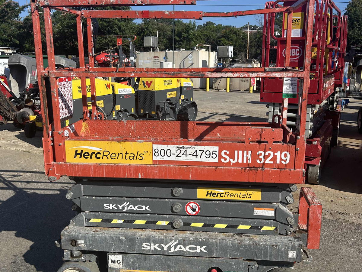 2019 Skyjack SJ3219