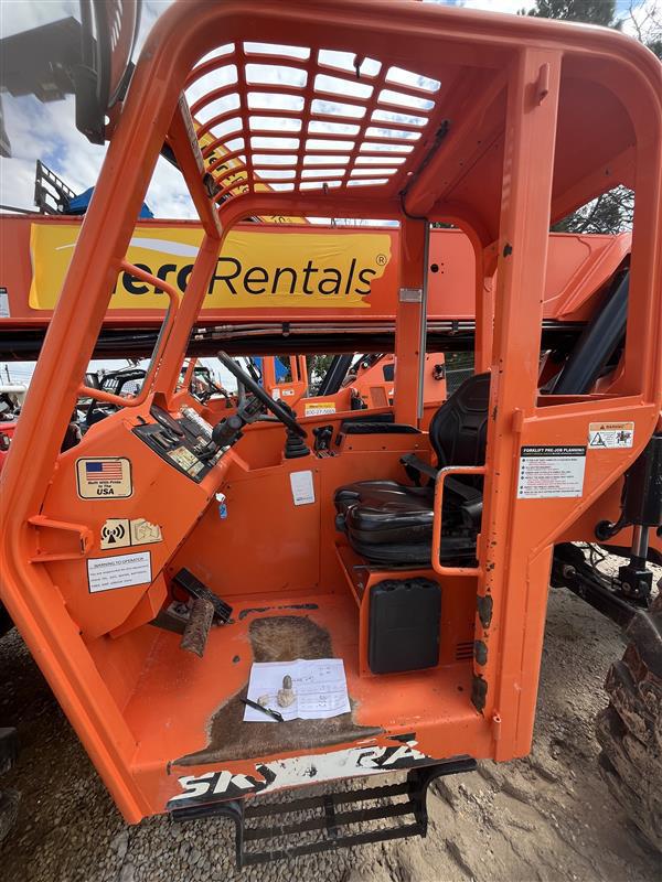 2021 SkyTrak 10042-1