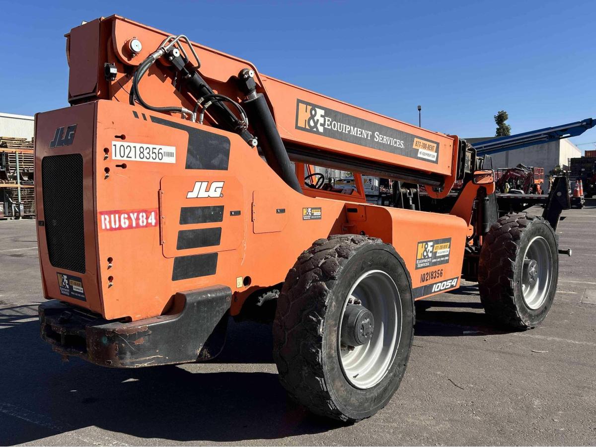 2017 SkyTrak 10054