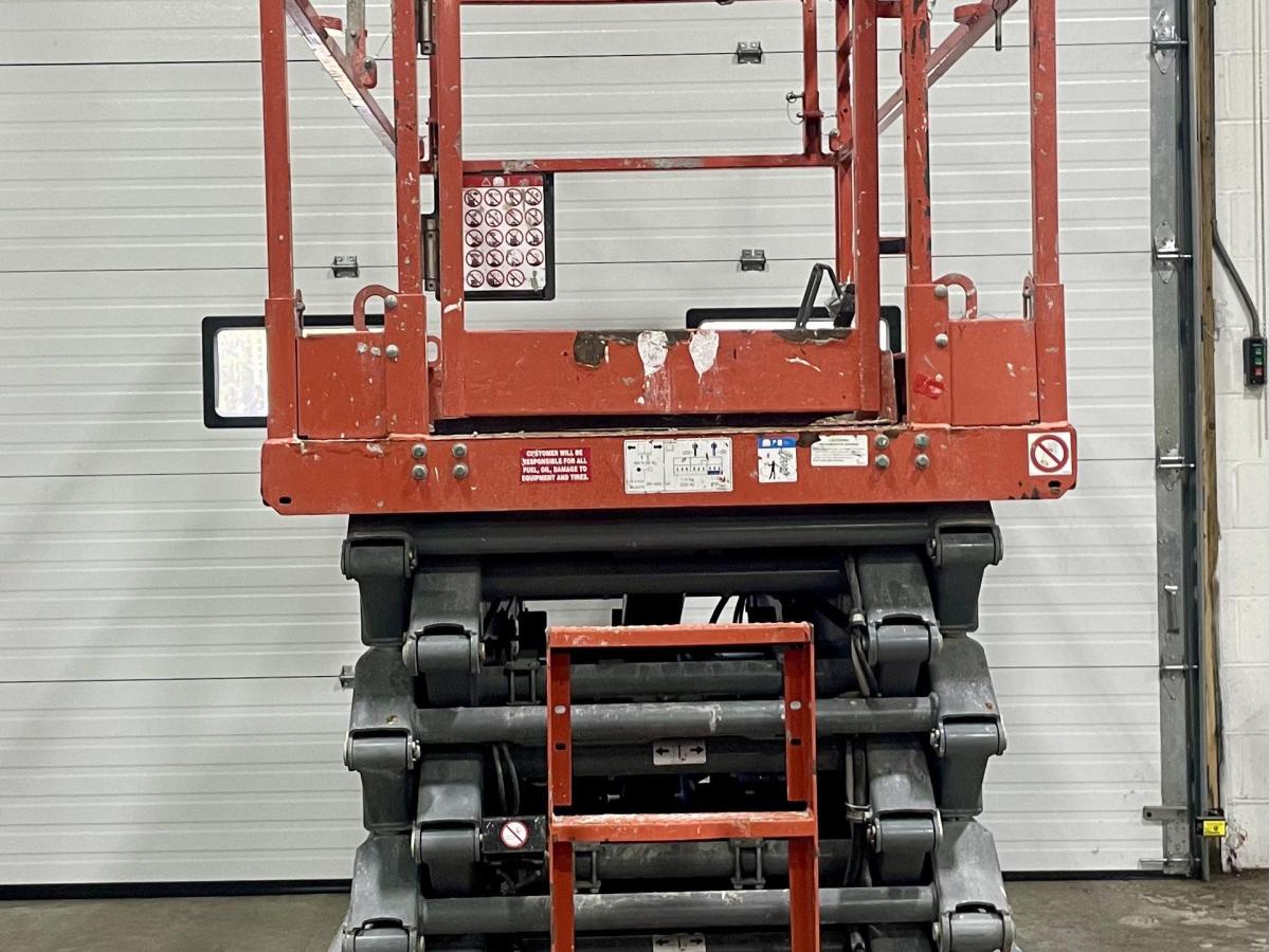 2017 Skyjack SJ4740