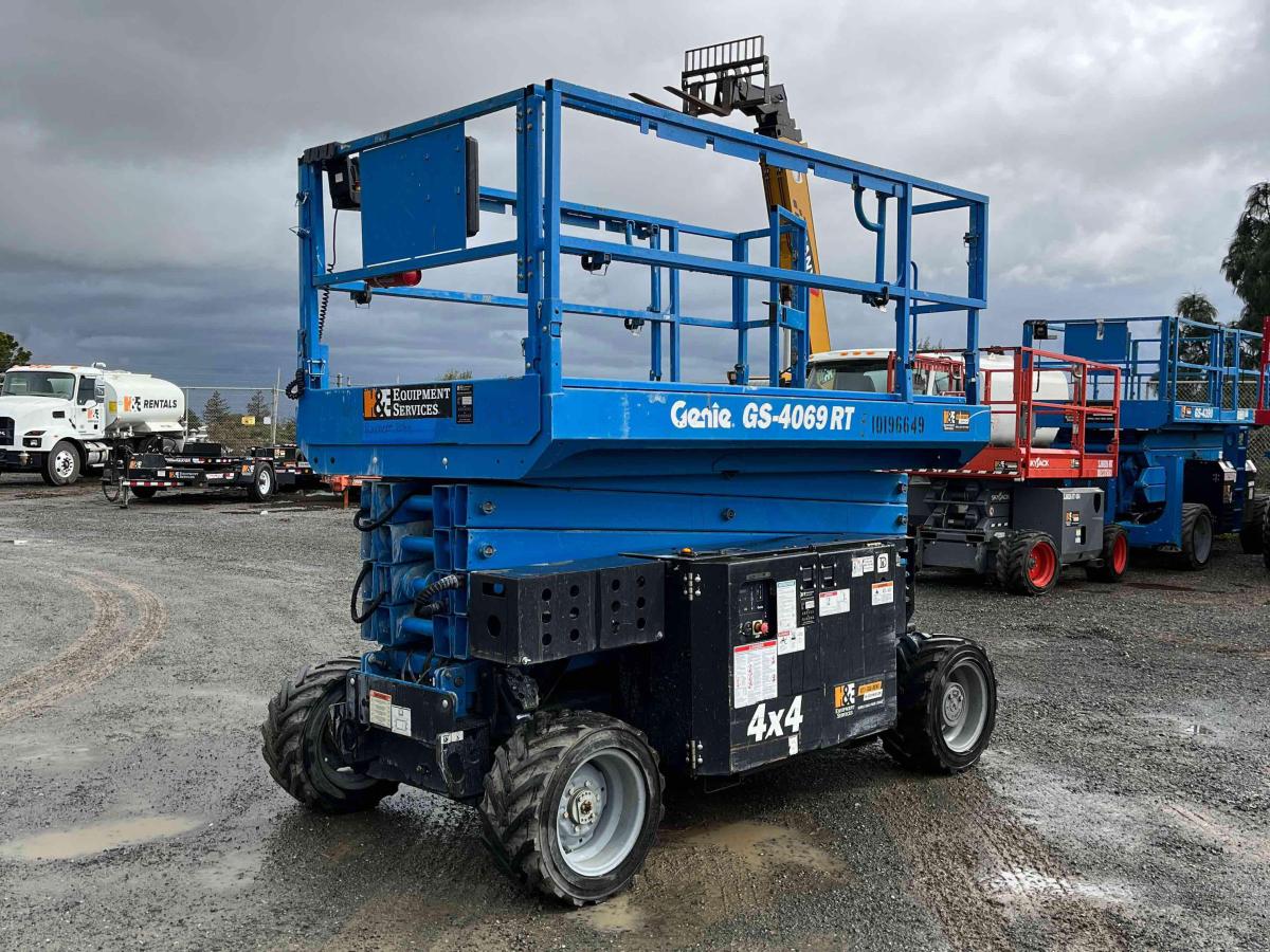 2016 Genie GS-4069 RT