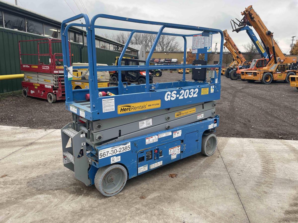 2019 Genie GS-2032
