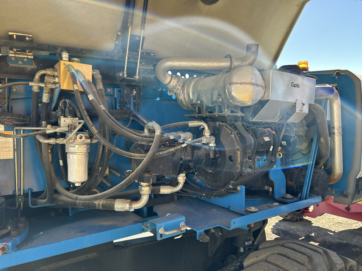 2019 Genie S-85-9