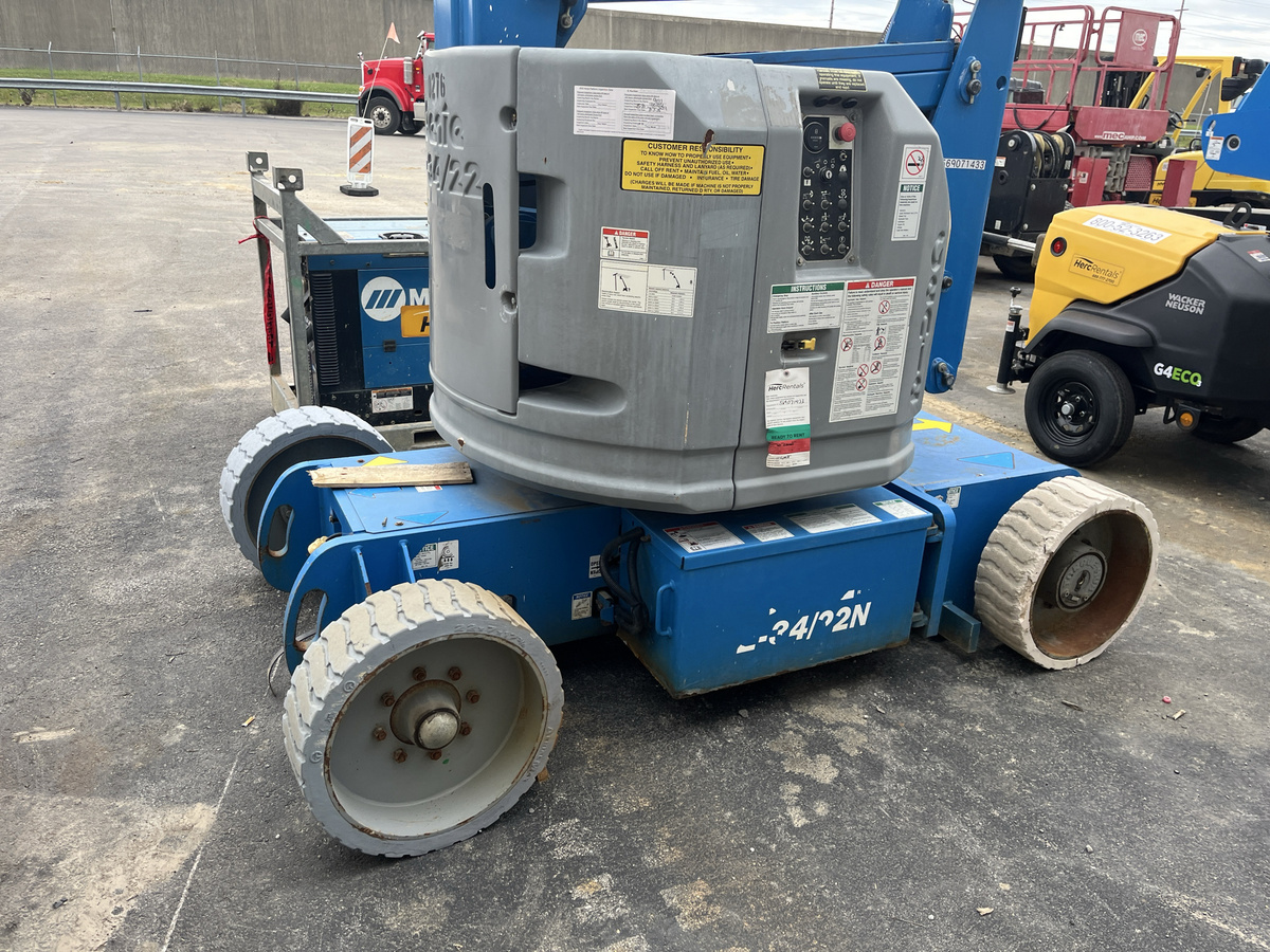 2013 Genie Z-34/22 N