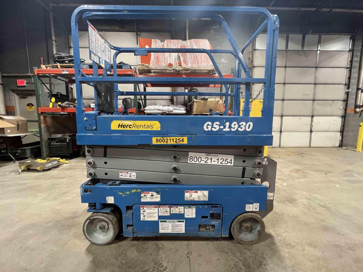 2018 Genie GS-1930