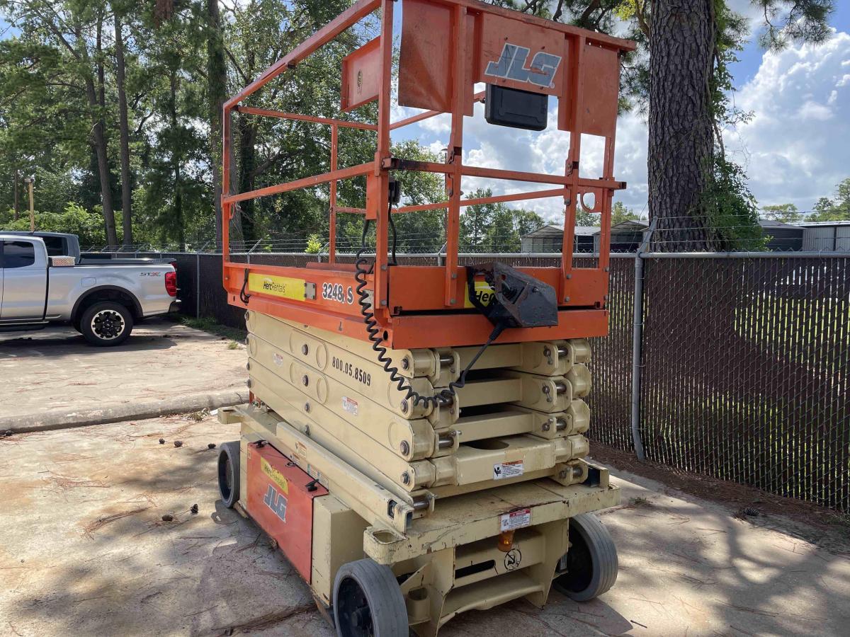 2015 JLG 3248RS