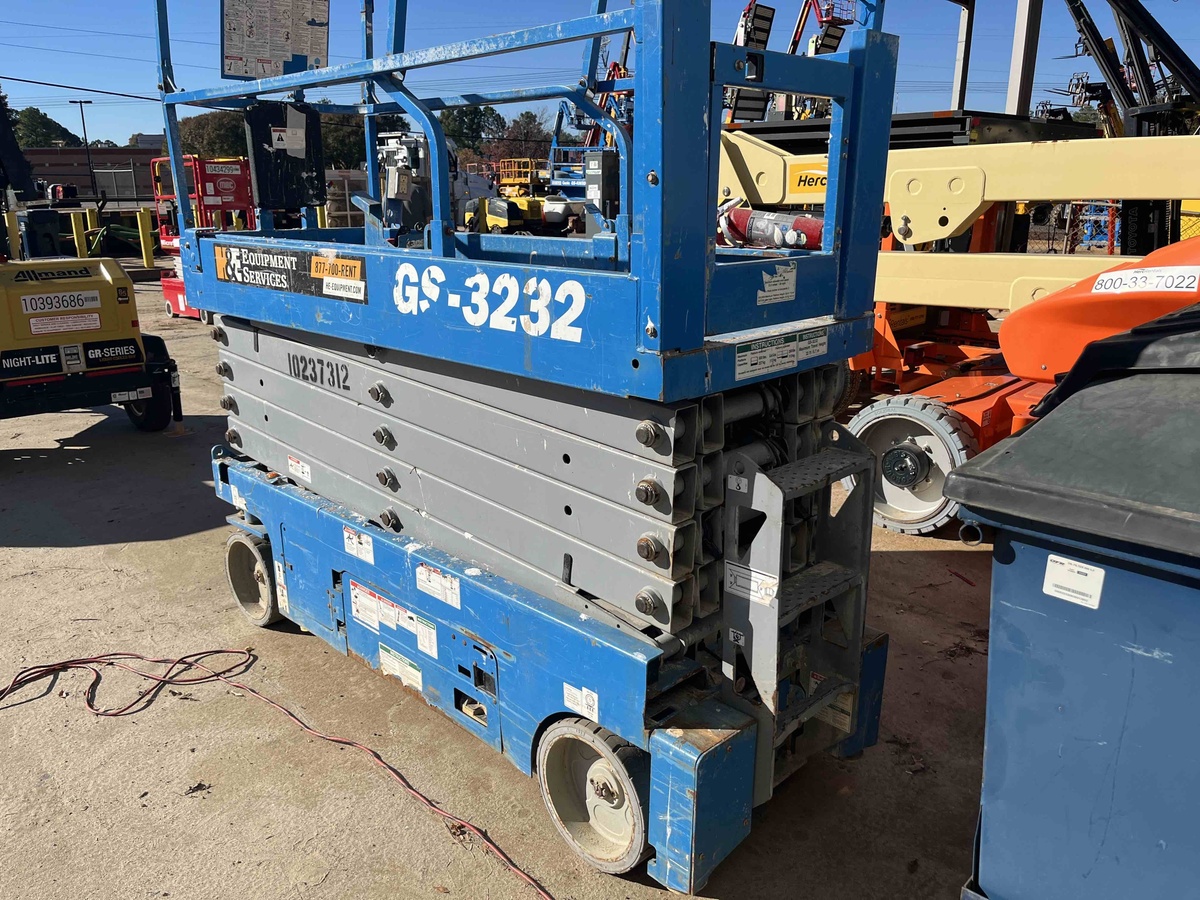 2018 Genie GS-3232-3