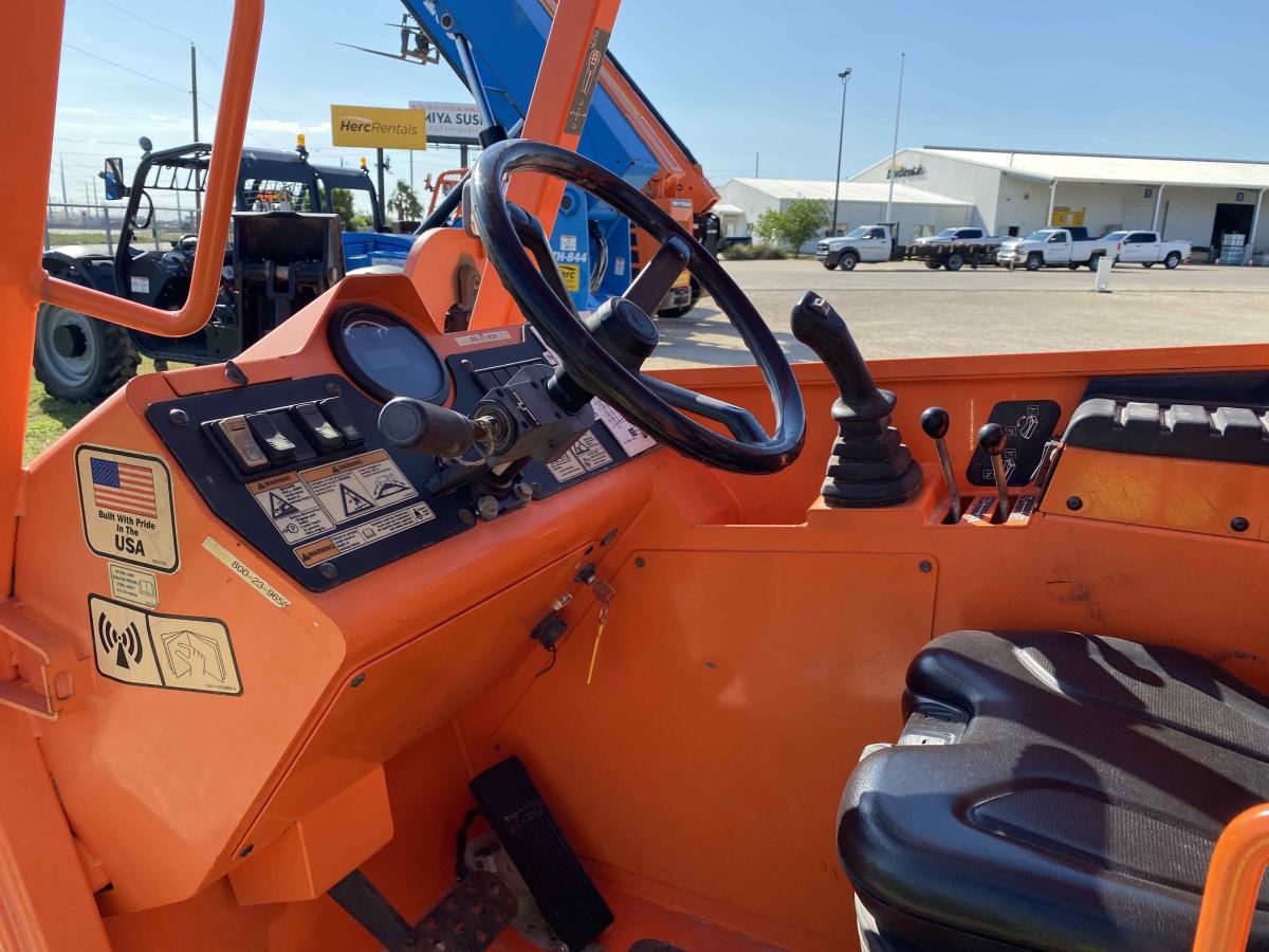 2018 SkyTrak 10042