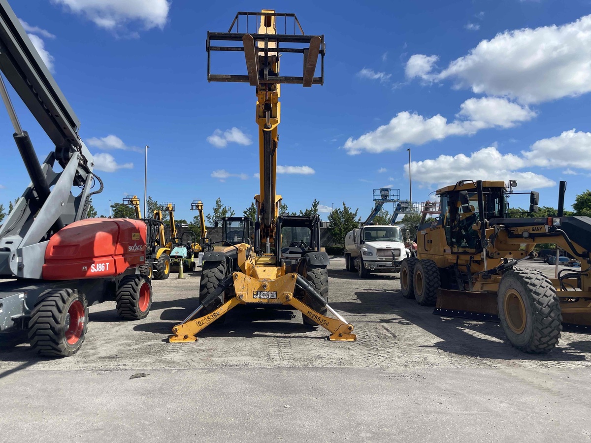2018 JCB 510-56-6