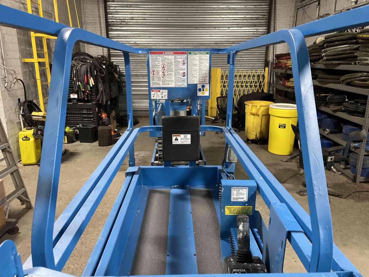 2017 Genie GS-1930