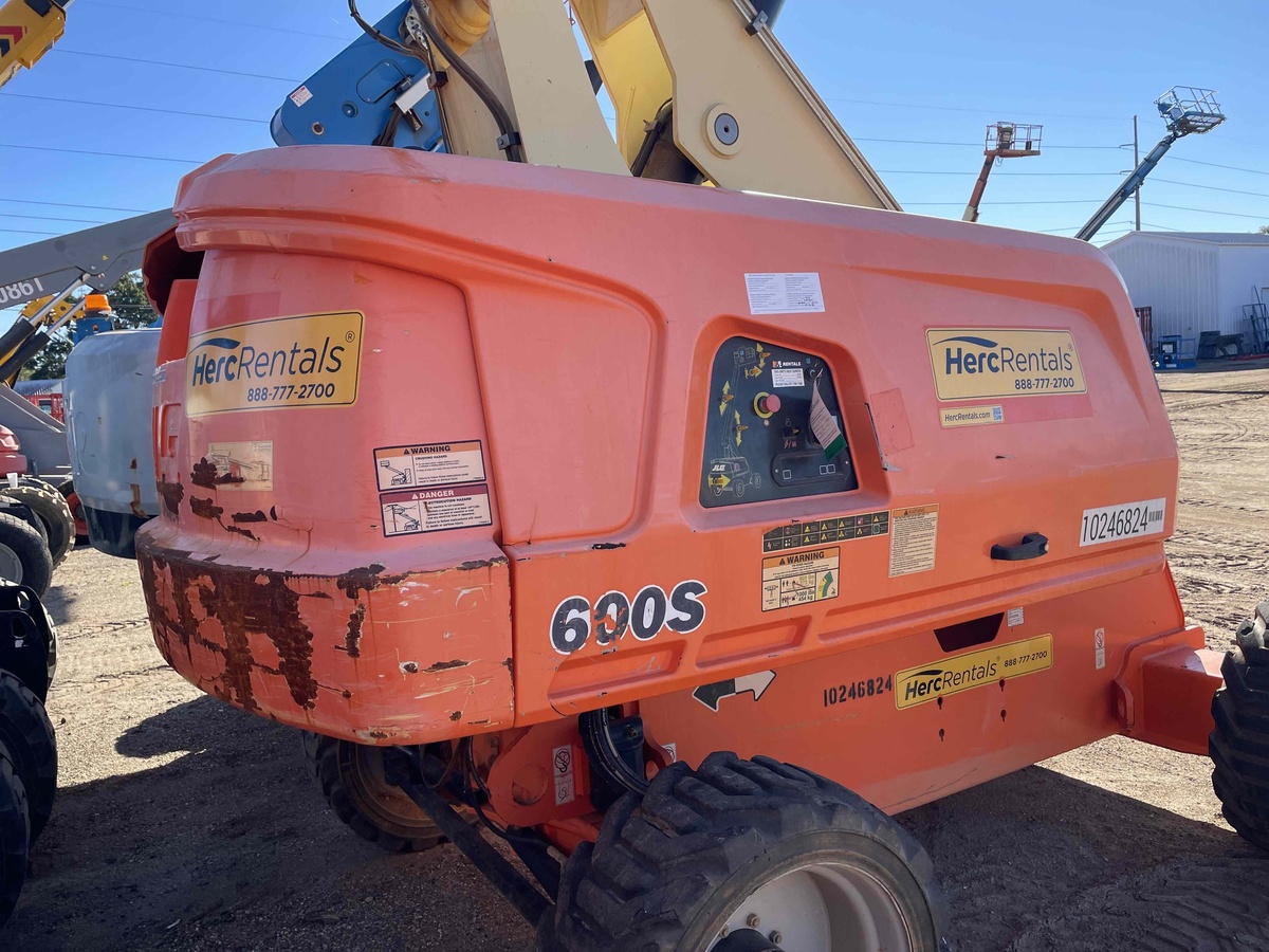 2018 JLG 600S-3