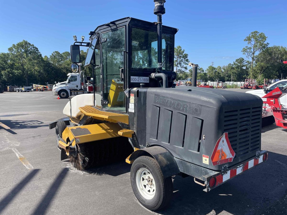2018 LayMor SweepMaster 450-ST-4