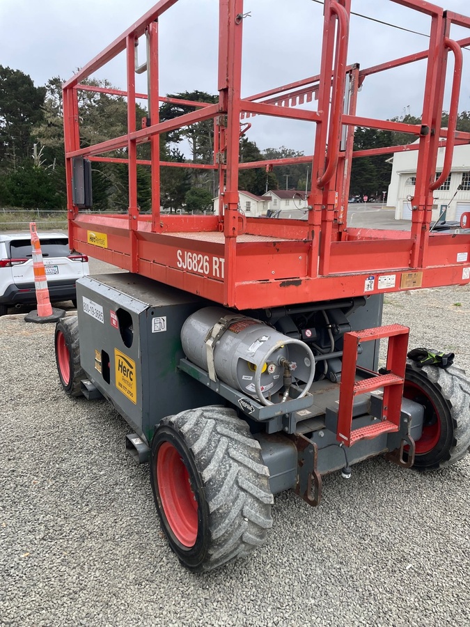 2018 Skyjack SJ-6826RT-2