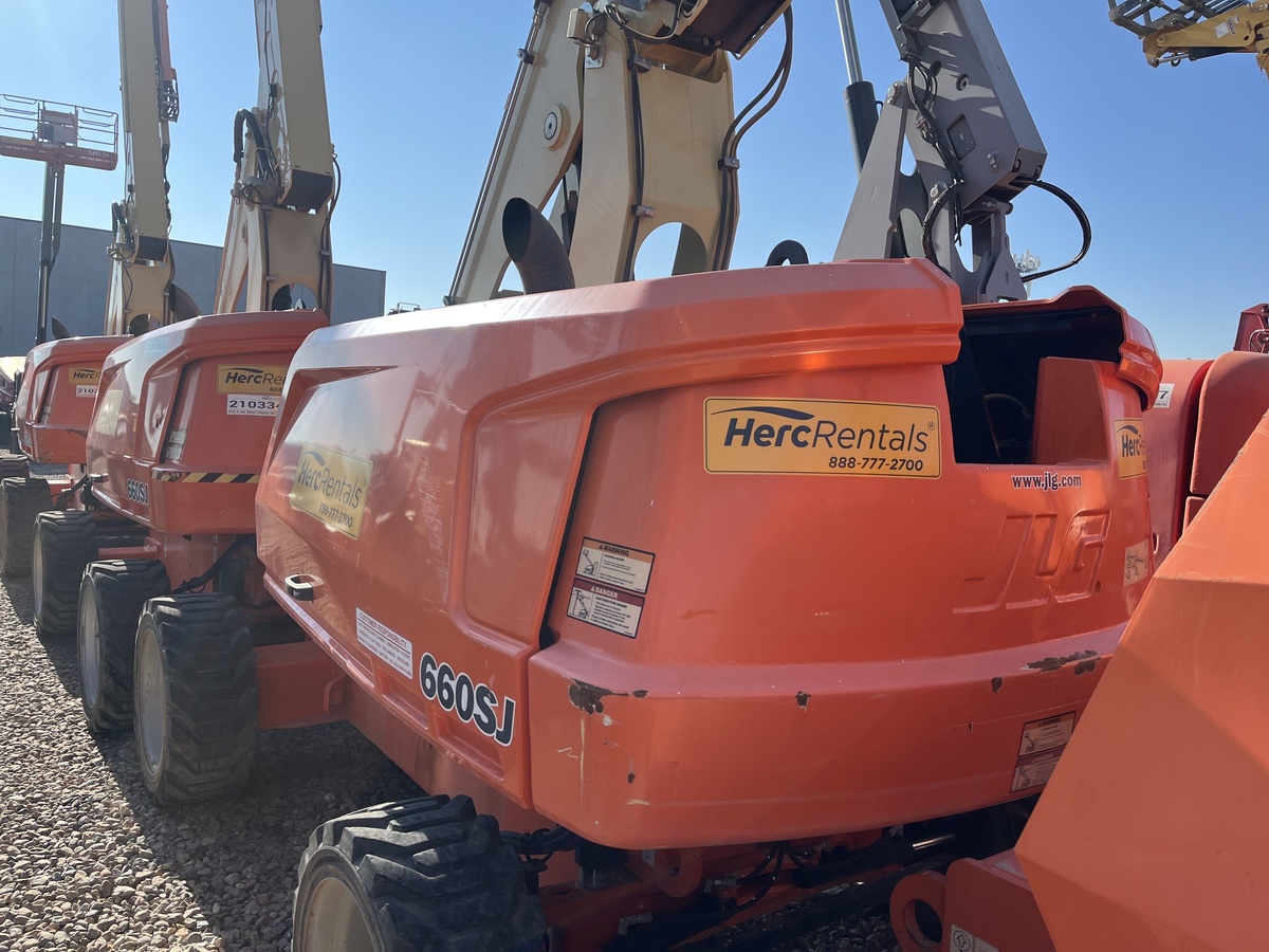2018 JLG 660SJ-4