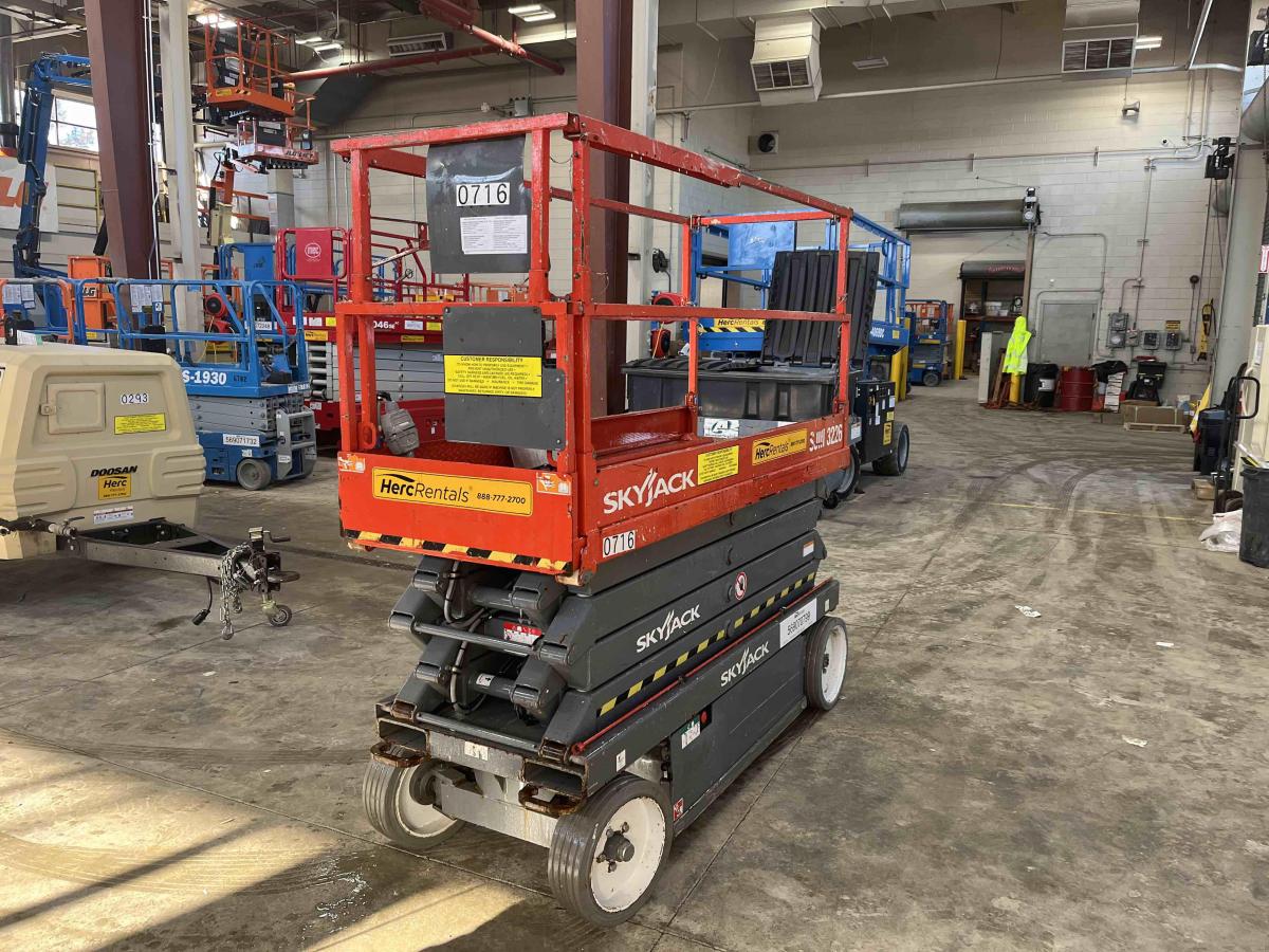 2014 Skyjack SJ3226