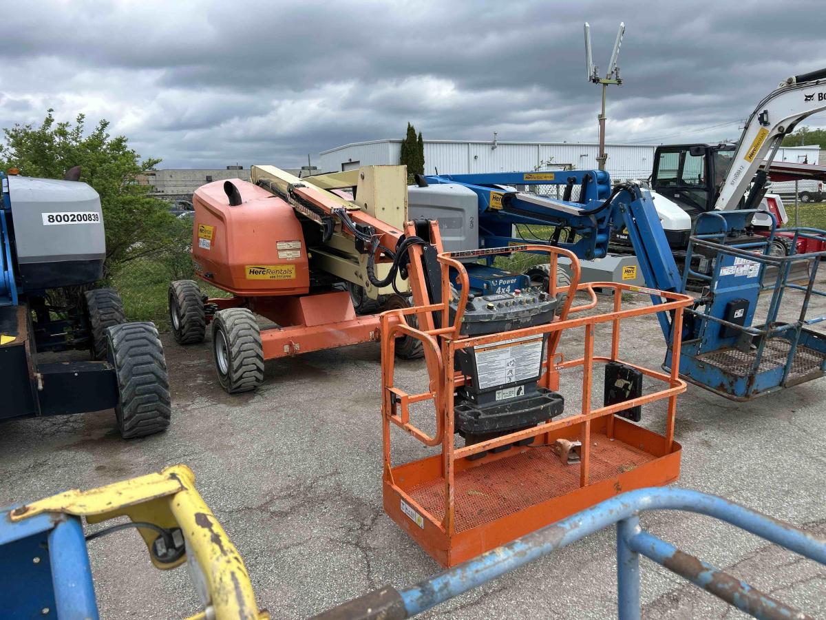 2015 JLG 450AJ-3