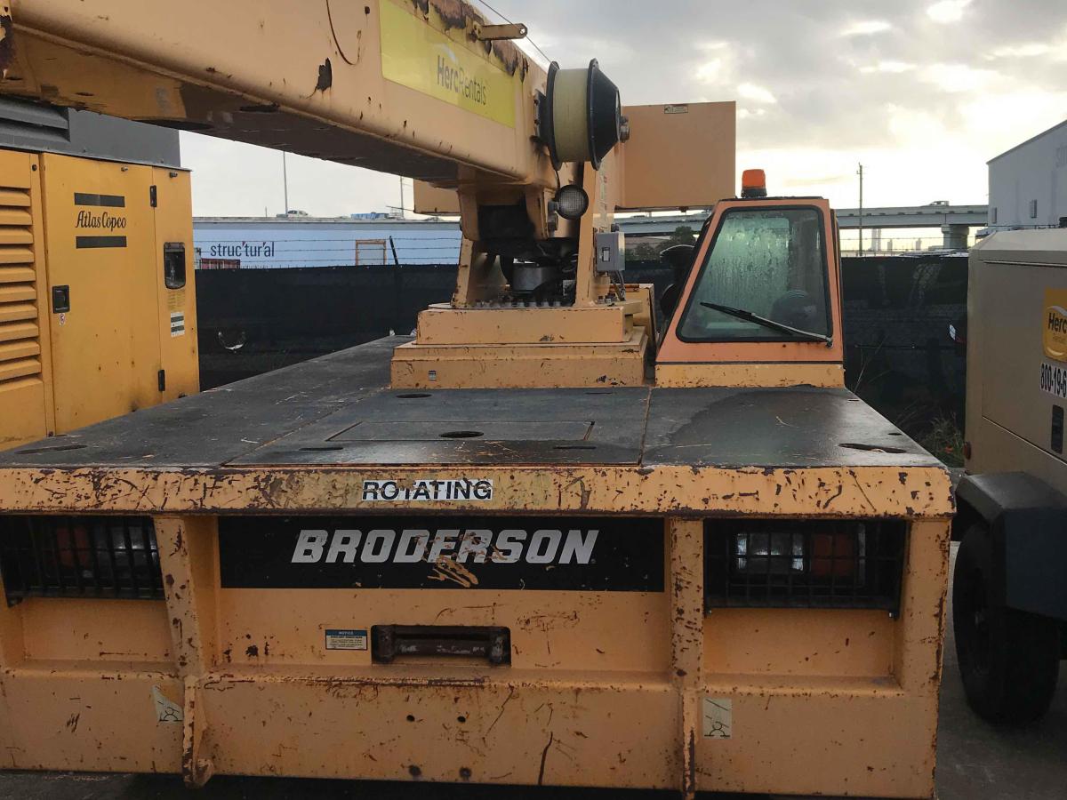 2012 Broderson IC2002G