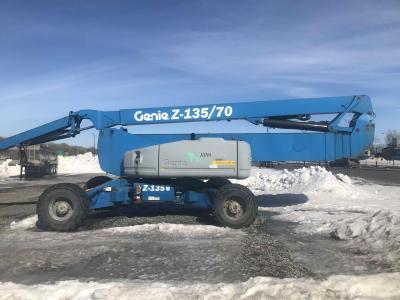 2011 Genie Z-135/70